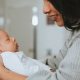 How-to-Choose-the-Right-Diaper-for-Newborn-Babies.th.jpg